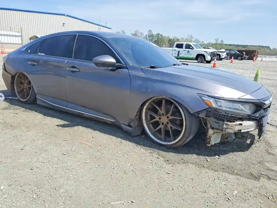 1HGCV1F55JA192617 2018 HONDA ACCORD-3