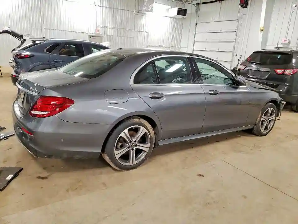 WDDZF4KB9JA398872 2018 MERCEDES-BENZ E-CLASS-2