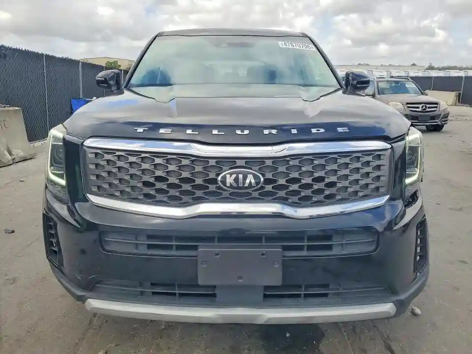 5XYP24HC3MG143877 2021 KIA TELLURIDE-4