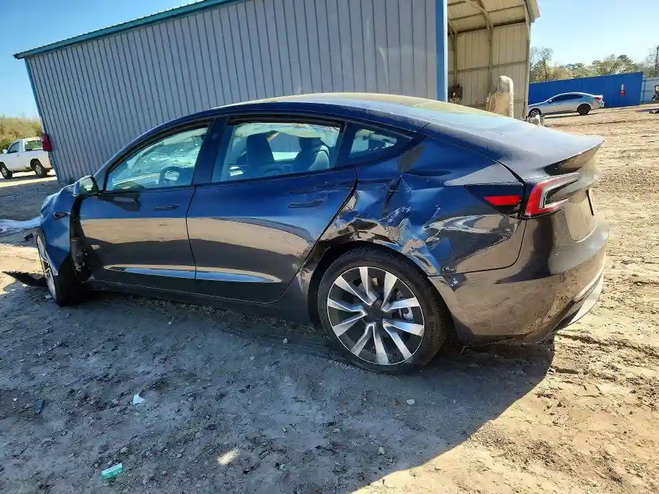 5YJ3E1EA9RF752672 2024 TESLA MODEL 3-1