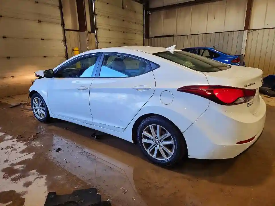 5NPDH4AE3FH584627 2015 HYUNDAI ELANTRA-1