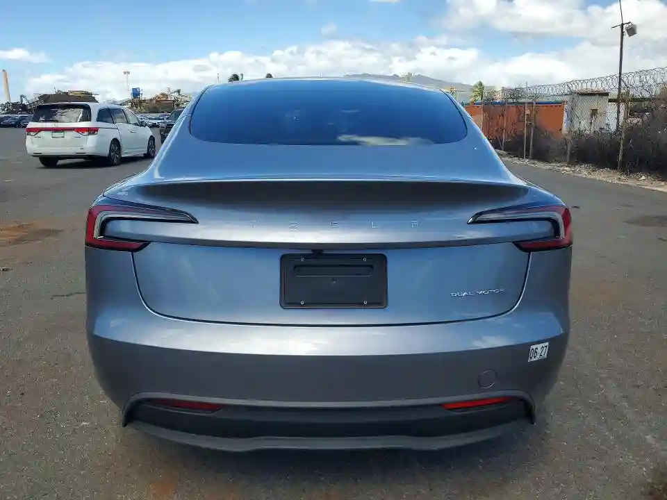 5YJ3E1EB0SF996757 2025 TESLA MODEL 3-5