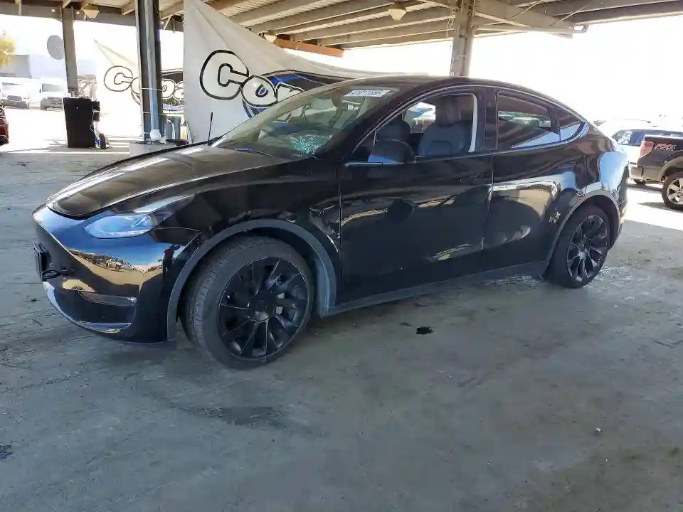 7SAYGAEE2PF926486 2023 TESLA MODEL Y-0