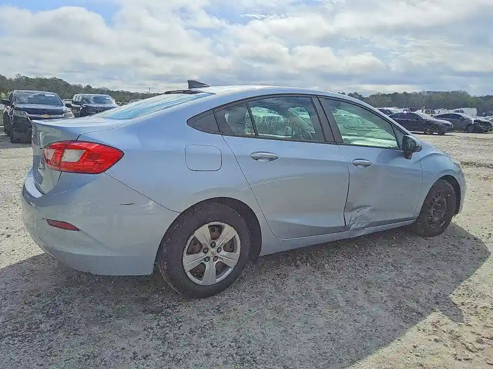 1G1BC5SM3H7179658 2017 CHEVROLET CRUZE-2