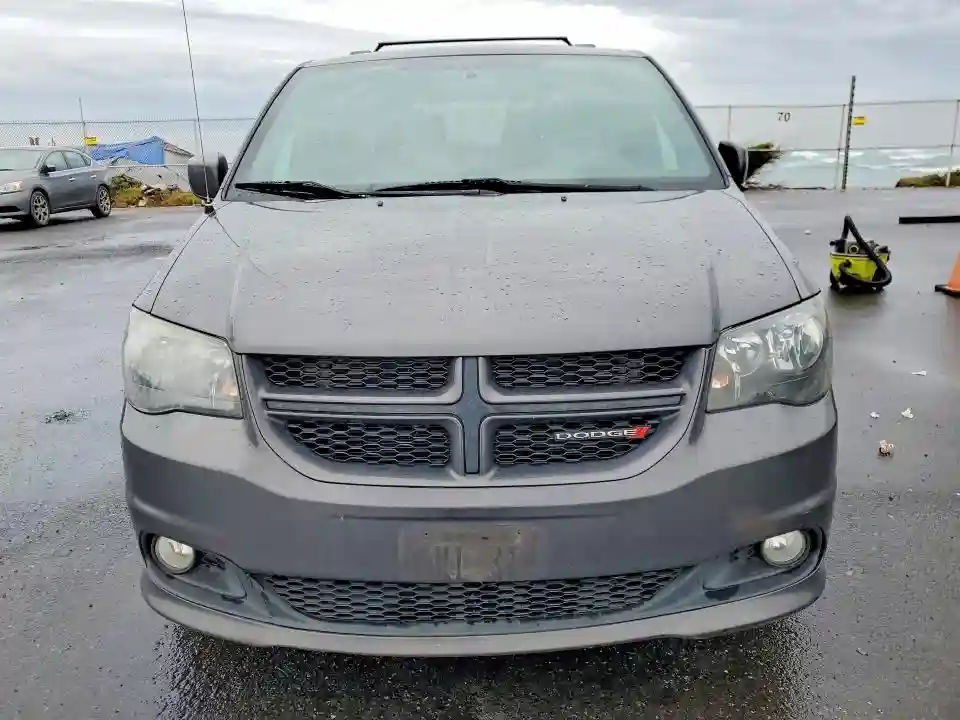 2C4RDGEG9JR255649 2018 DODGE CARAVAN-4