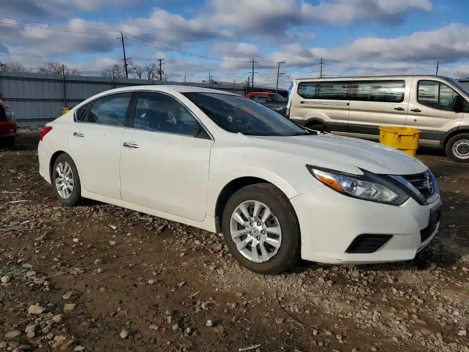 1N4AL3AP3GN343560 2016 NISSAN ALTIMA-3