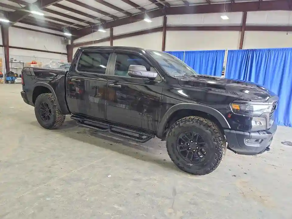 1C6SRFLPXSN522089 2025 RAM 1500-3