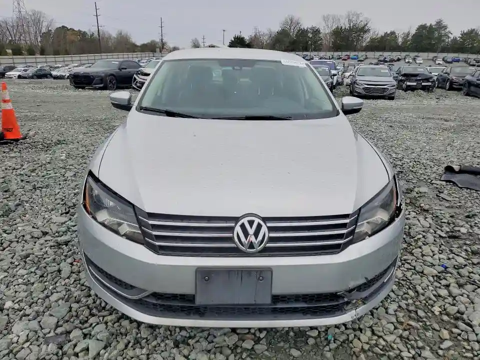1VWAT7A32EC070700 2014 VOLKSWAGEN PASSAT-4