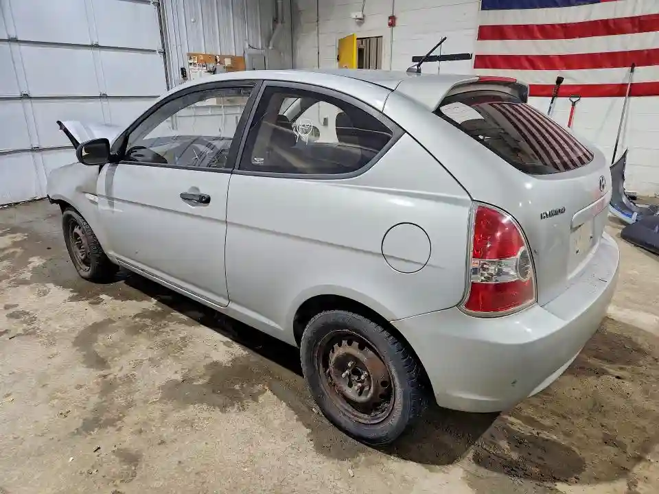 KMHCM3AC8AU164520 2010 HYUNDAI ACCENT-2