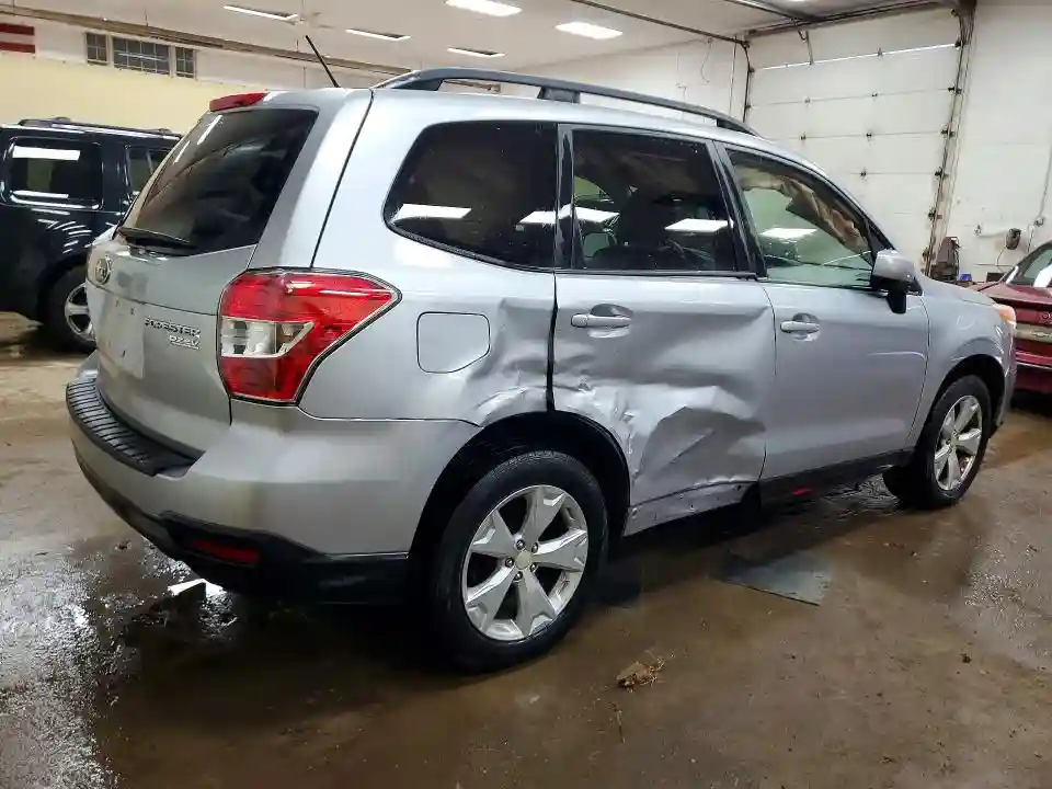 JF2SJAGC2FH554132 2015 SUBARU FORESTER-2