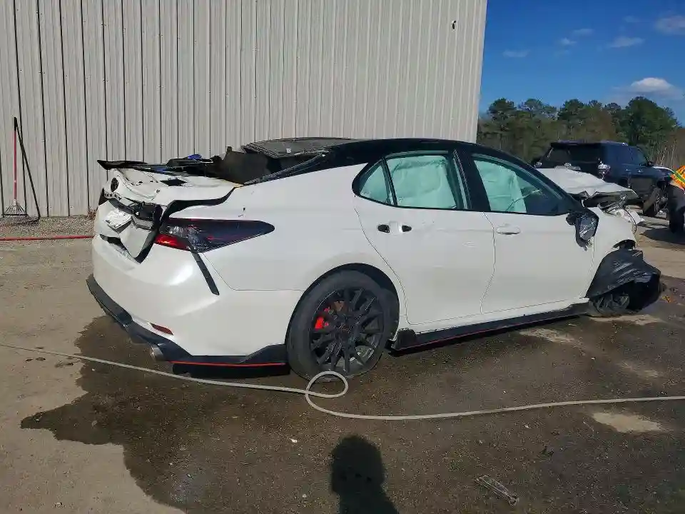 4T1KZ1AK7NU069607 2022 TOYOTA CAMRY-2