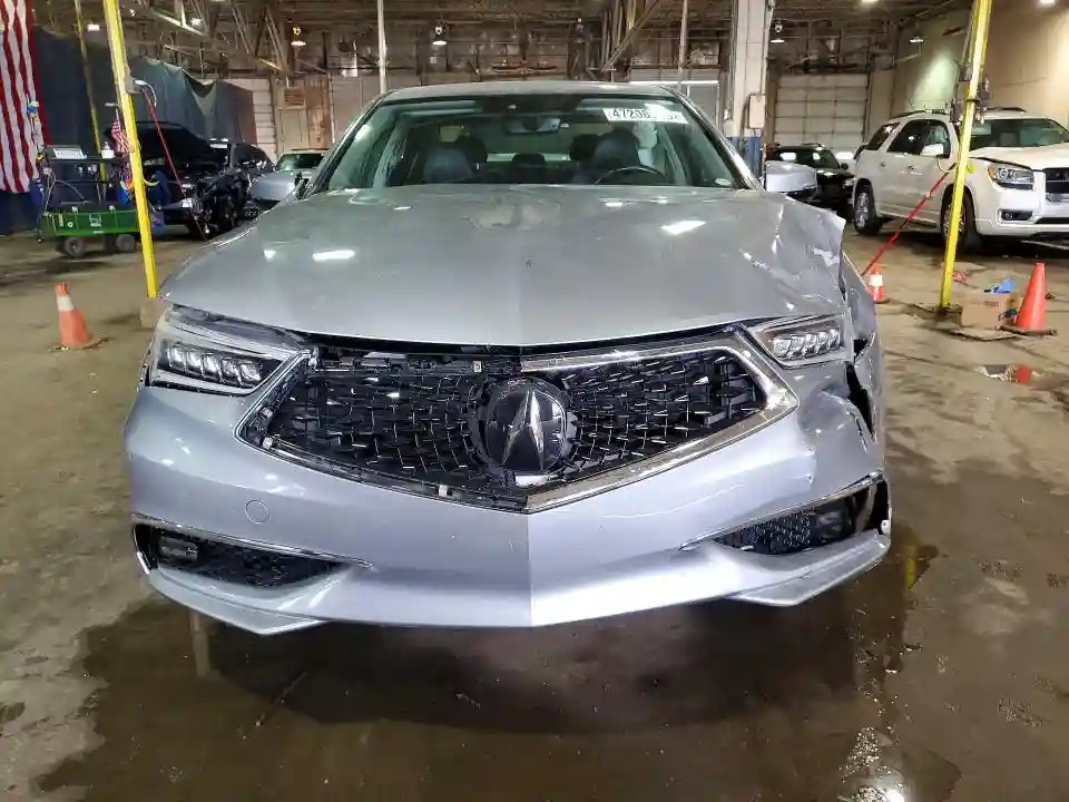 19UUB1F3XJA004735 2018 ACURA TLX-4