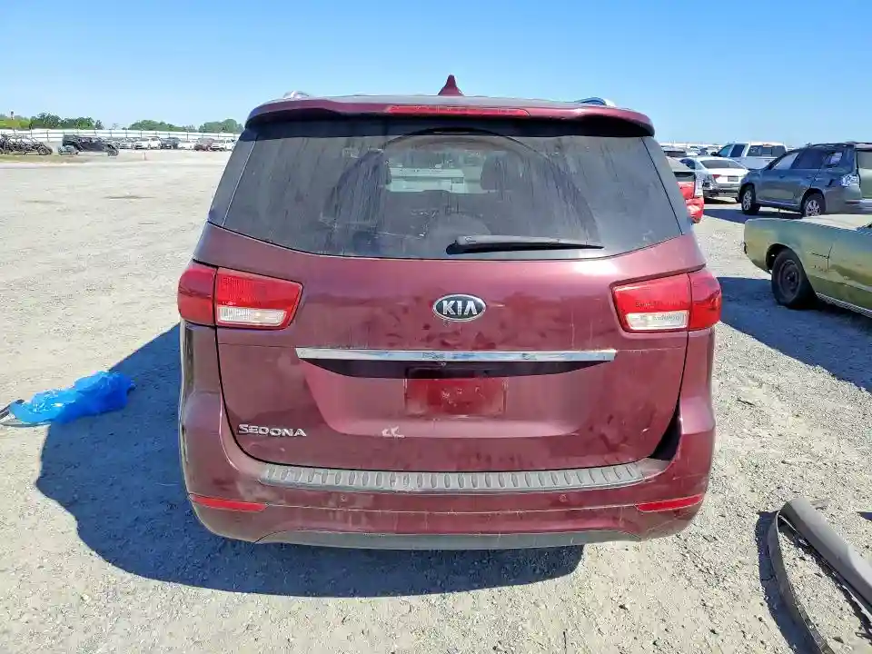 KNDMC5C16F6045864 2015 KIA SEDONA-5
