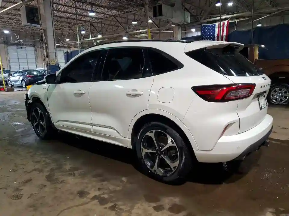 1FMCU9NA9PUA02478 2023 FORD ESCAPE ST-1