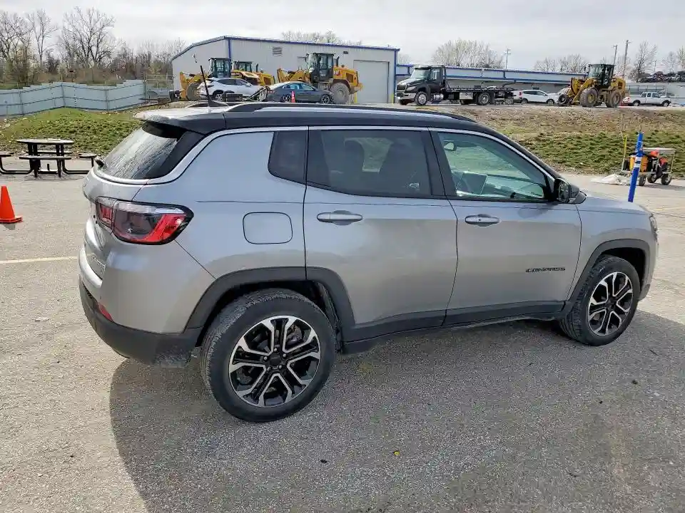 3C4NJDCB4NT104430 2022 JEEP COMPASS-2