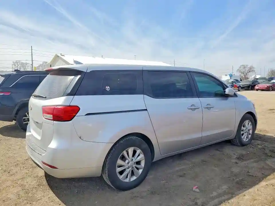 KNDMA5C13J6388789 2018 KIA SEDONA-2