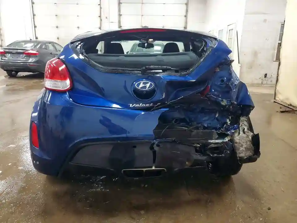 KMHTC6AD1HU322655 2017 HYUNDAI VELOSTER-5