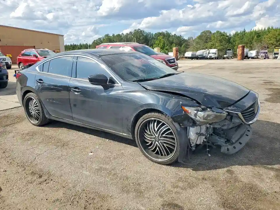 JM1GL1X5XH1136073 2017 MAZDA 6-3