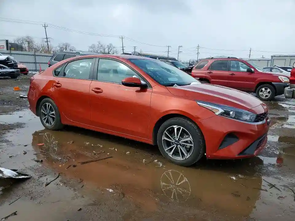 3KPF24AD6PE651356 2023 KIA FORTE-3