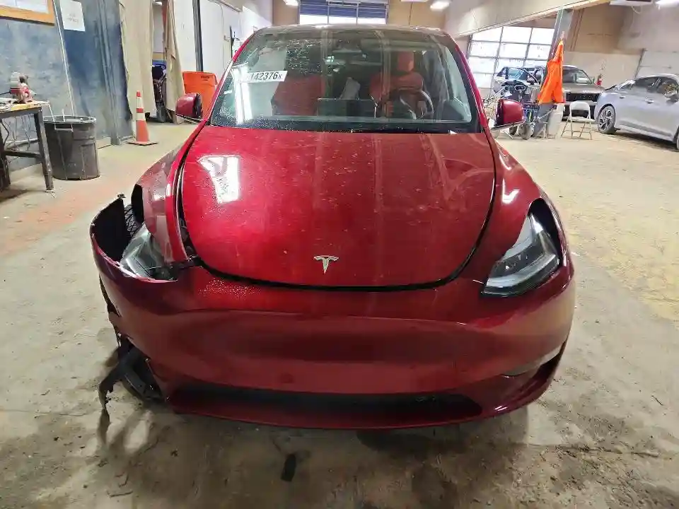 7SAYGAEE3SF306075 2025 TESLA MODEL Y-4