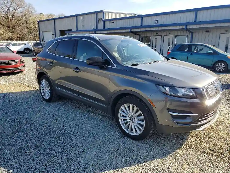 5LMCJ1C92KUL13162 2019 LINCOLN MKZ-3