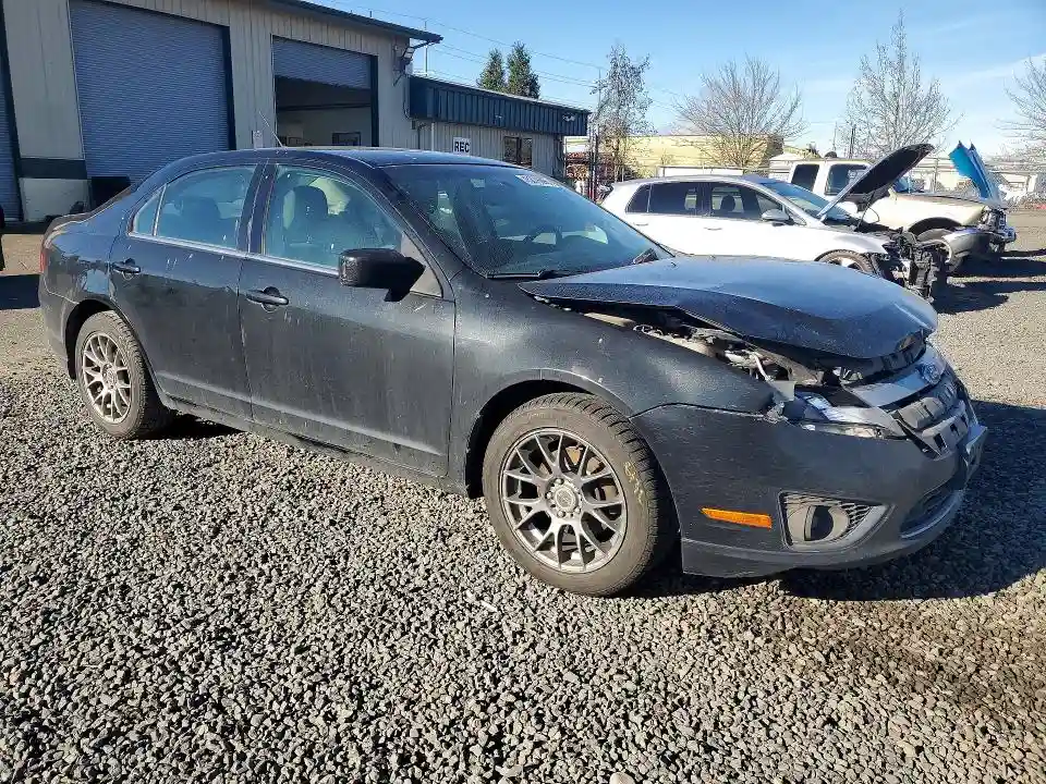 3FAHP0HA6AR305943 2010 FORD FUSION-3
