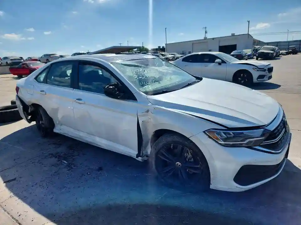 3VW7M7BU6RM068578 2024 VOLKSWAGEN JETTA-3