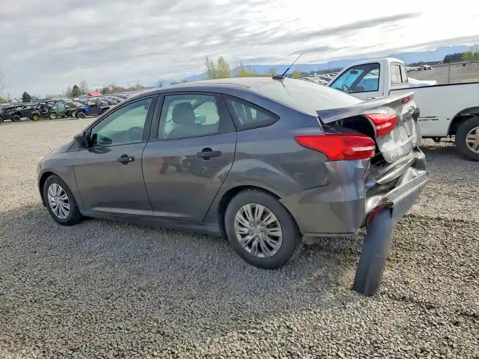 1FADP3E27JL323251 2018 FORD FOCUS-1