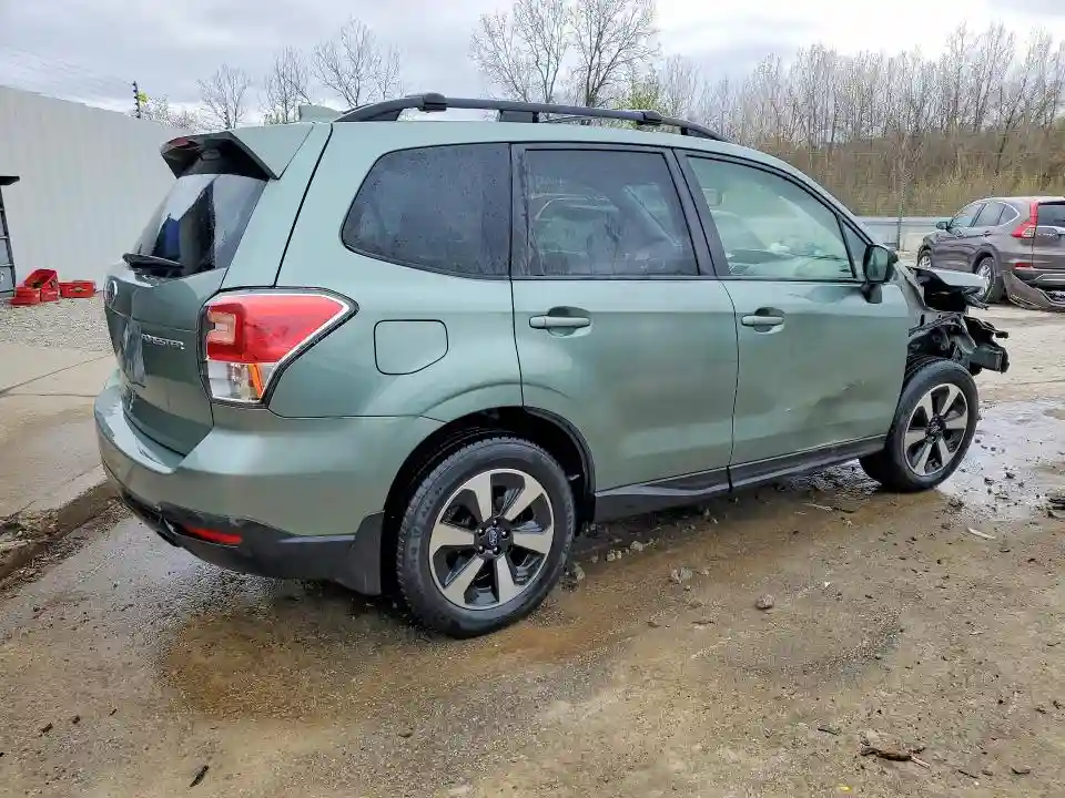 JF2SJAGCXJH454966 2018 SUBARU FORESTER-2