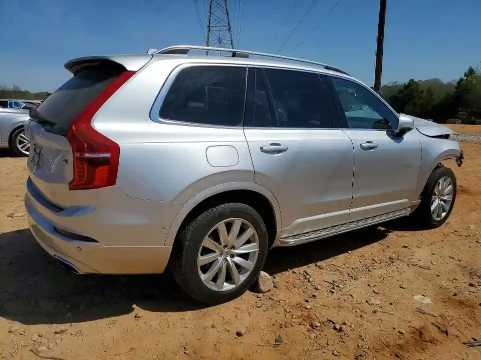 YV4A22PK6H1109633 2017 VOLVO XC90-2