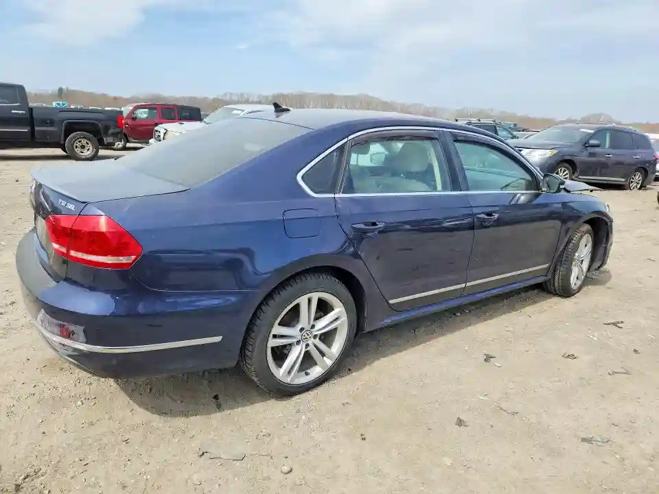 1VWCT7A36EC060129 2014 VOLKSWAGEN PASSAT-2