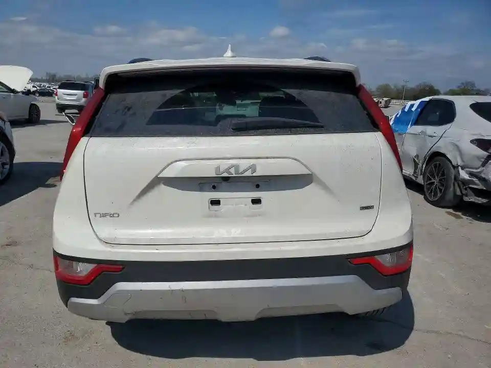 KNDCP3LE1R5147302 2024 KIA NIRO-5