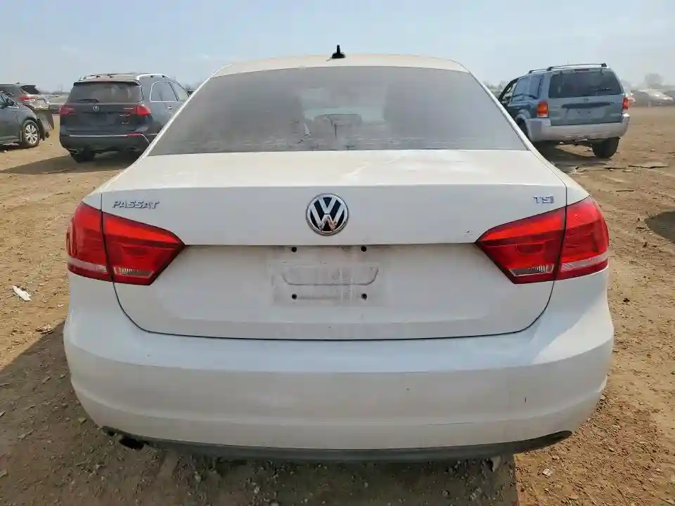 1VWAT7A34EC082945 2014 VOLKSWAGEN PASSAT-5