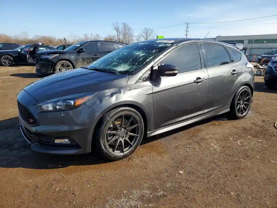 1FADP3L94JL320100 2018 FORD FOCUS-0