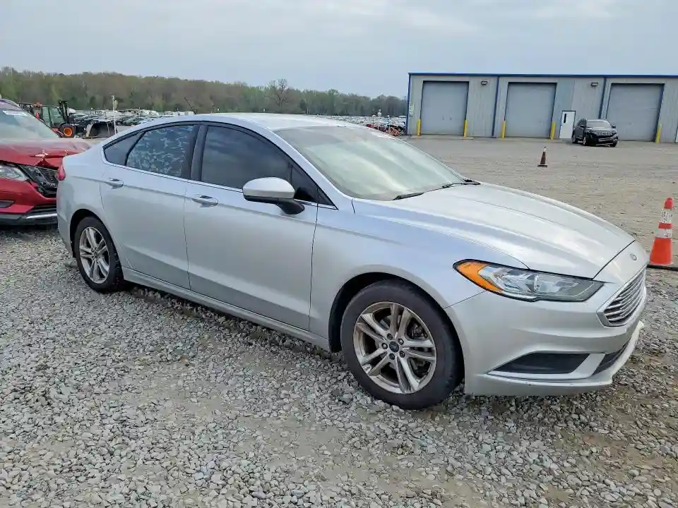 3FA6P0H74JR212673 2018 FORD FUSION-3