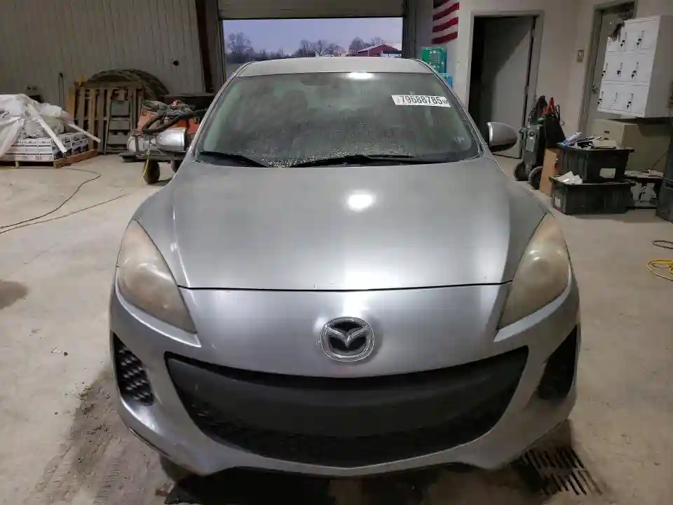 JM1BL1TG2D1822412 2013 MAZDA 3-4