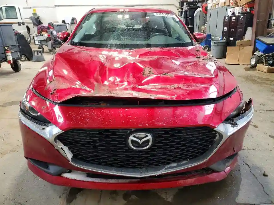 3MZBPAB75KM111208 2019 MAZDA 3-4