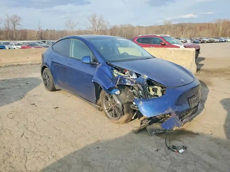 7SAYGDEE5SA336757 2025 TESLA MODEL Y-3
