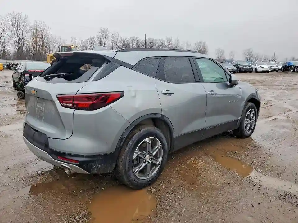 3GNKBCR46RS185663 2024 CHEVROLET BLAZER-2