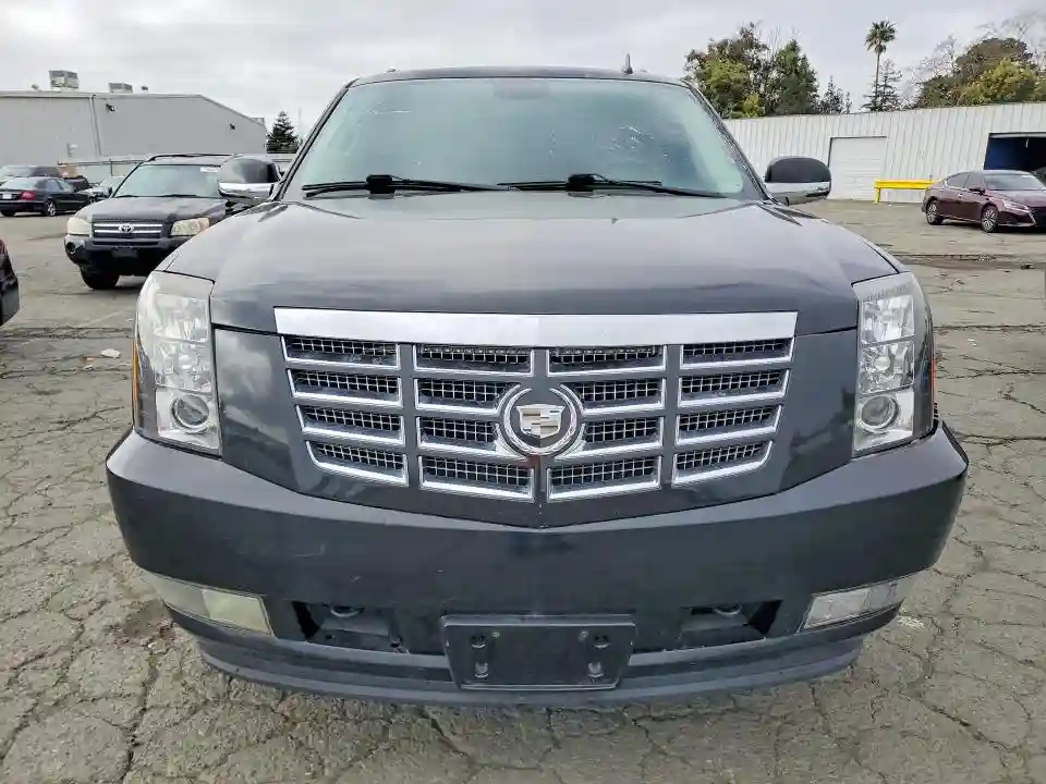 1GYS4JEF8BR298631 2011 CADILLAC ESCALADE-4