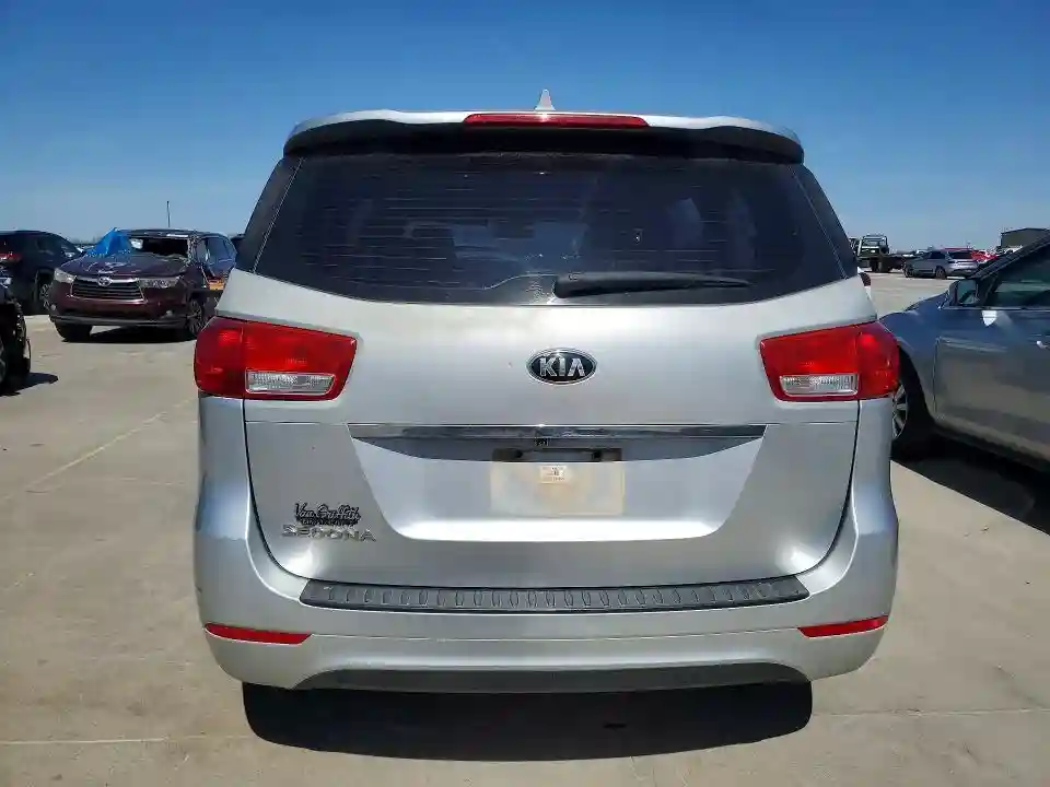 KNDMA5C17H6279570 2017 KIA SEDONA-5