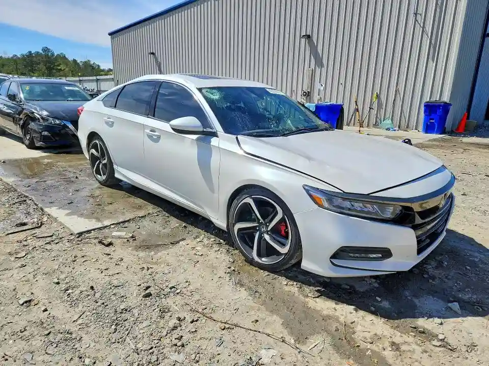 1HGCV2F36KA034678 2019 HONDA ACCORD-3