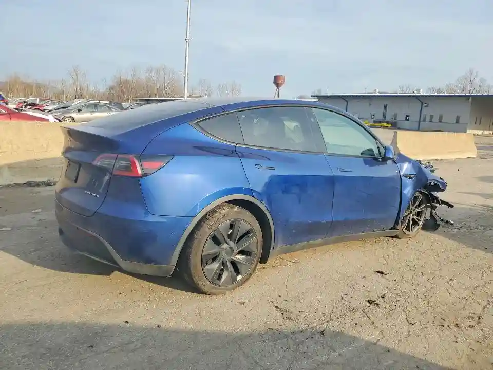 7SAYGDEE5SA336757 2025 TESLA MODEL Y-2