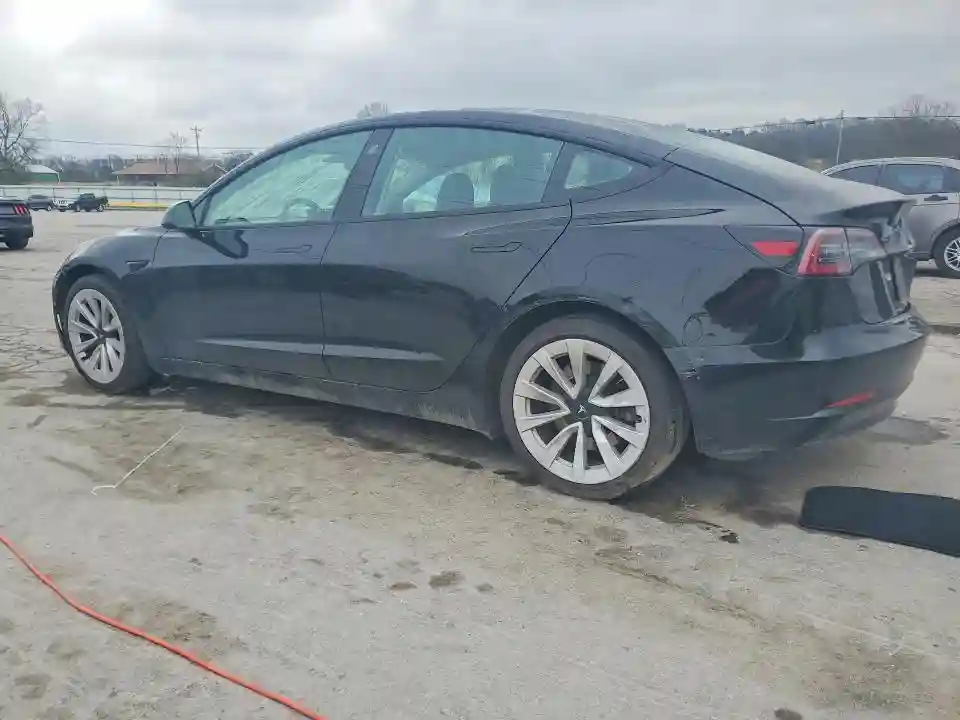 5YJ3E1EB6PF391990 2023 TESLA MODEL 3-1