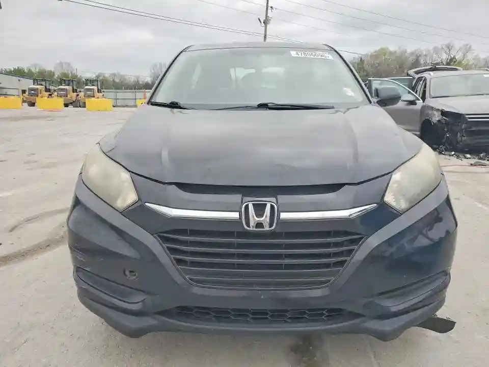 3CZRU5G36GM755597 2016 HONDA HR-V-4