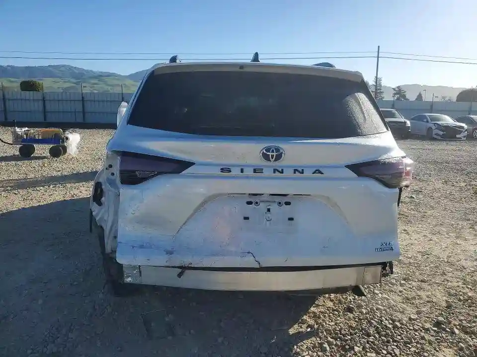 5TDYRKEC6RS193921 2024 TOYOTA SIENNA-5