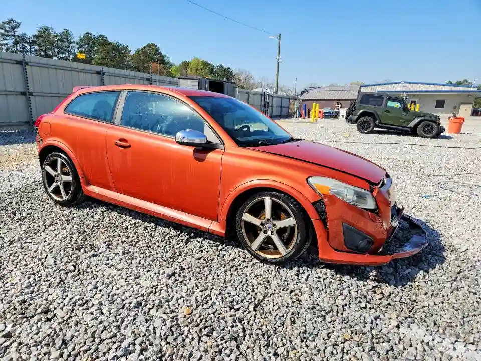 YV1672MK6B2199005 2011 VOLVO C30-3
