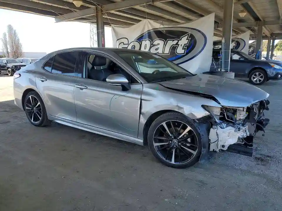 4T1KZ1AK3LU036021 2020 TOYOTA CAMRY-3