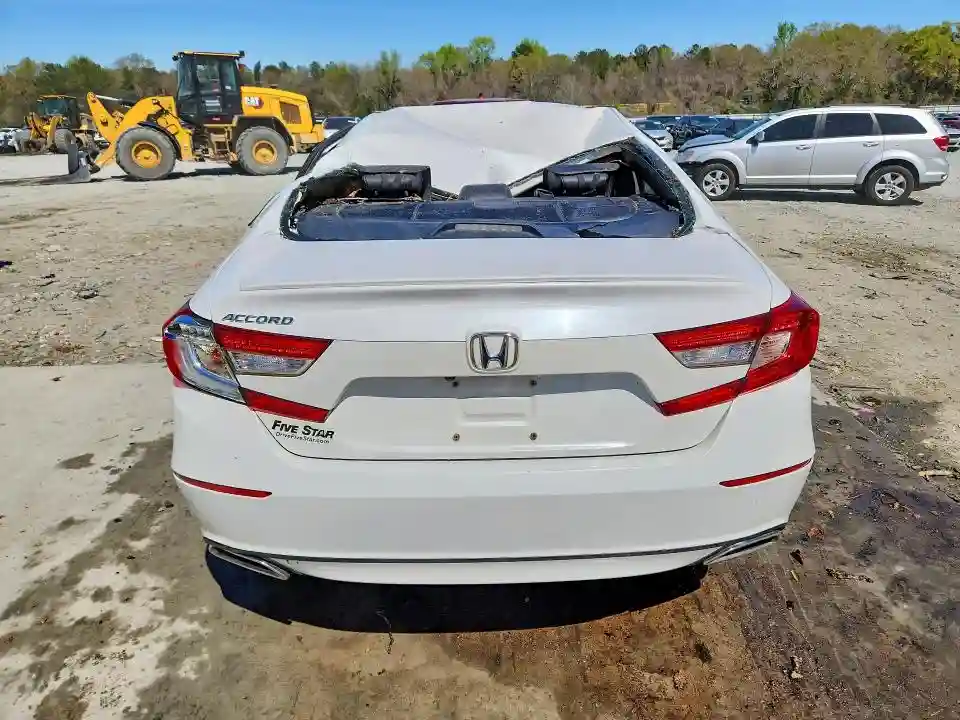 1HGCV2F36KA034678 2019 HONDA ACCORD-5