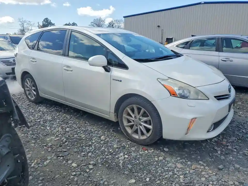 JTDZN3EUXD3246063 2013 TOYOTA PRIUS-3